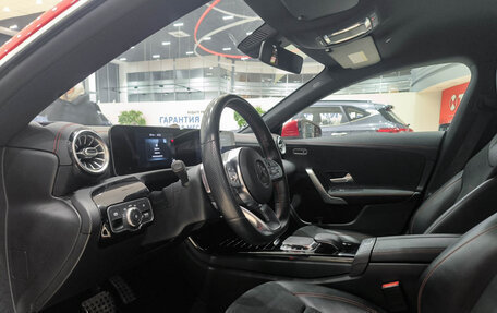 Mercedes-Benz CLA, 2019 год, 3 099 000 рублей, 20 фотография