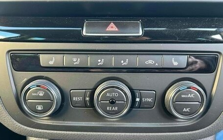 Volkswagen Sharan II, 2019 год, 1 180 002 рублей, 16 фотография