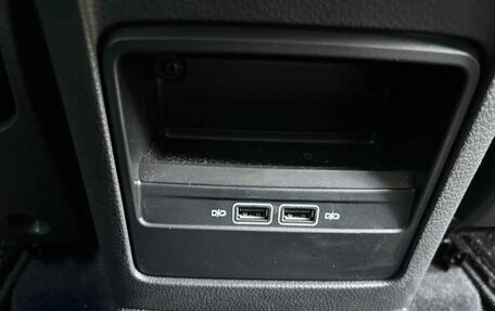 Volkswagen Sharan II, 2019 год, 1 180 002 рублей, 28 фотография