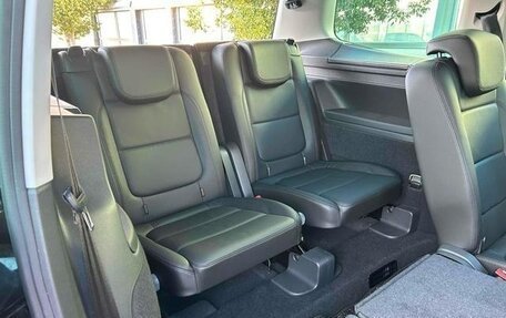 Volkswagen Sharan II, 2019 год, 1 180 002 рублей, 33 фотография