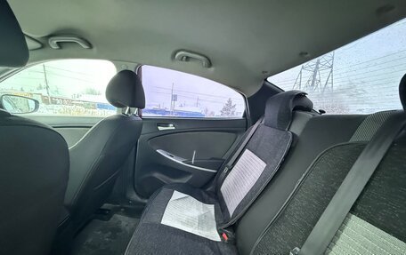 Hyundai Solaris II рестайлинг, 2012 год, 800 000 рублей, 16 фотография