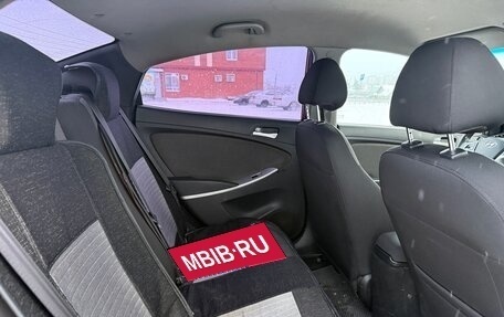 Hyundai Solaris II рестайлинг, 2012 год, 800 000 рублей, 17 фотография