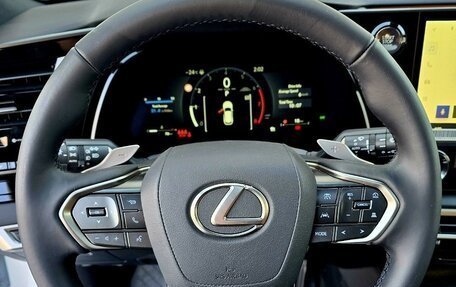 Lexus RX IV рестайлинг, 2025 год, 7 450 000 рублей, 9 фотография