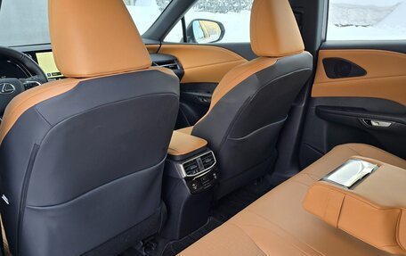 Lexus RX IV рестайлинг, 2025 год, 7 450 000 рублей, 16 фотография