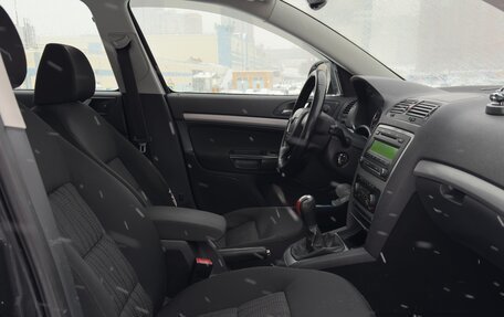 Skoda Octavia, 2010 год, 888 888 рублей, 21 фотография