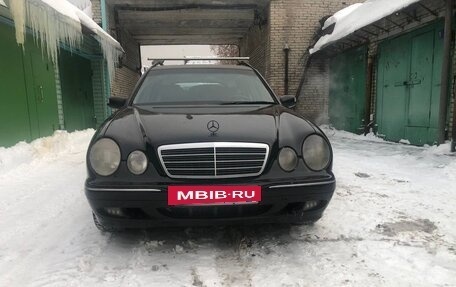 Mercedes-Benz E-Класс, 2001 год, 850 000 рублей, 2 фотография