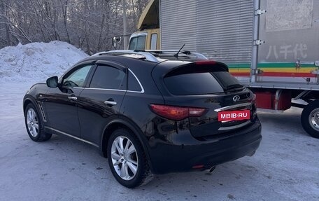 Infiniti QX70, 2014 год, 2 530 000 рублей, 3 фотография