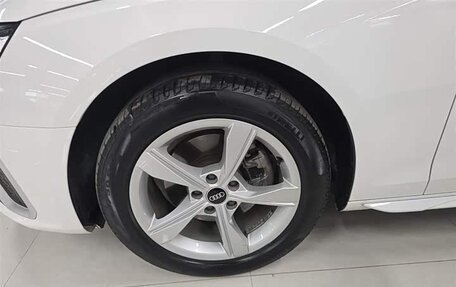 Audi A4, 2022 год, 2 450 202 рублей, 10 фотография