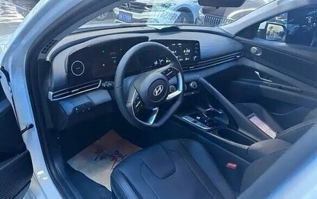 Hyundai Elantra, 2023 год, 1 239 000 рублей, 8 фотография