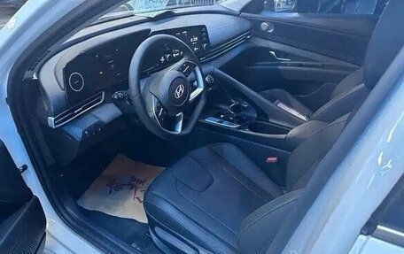 Hyundai Elantra, 2023 год, 1 239 000 рублей, 7 фотография