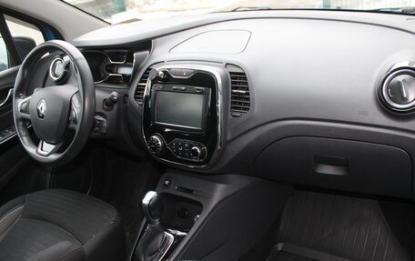 Renault Kaptur I рестайлинг, 2017 год, 1 375 000 рублей, 11 фотография