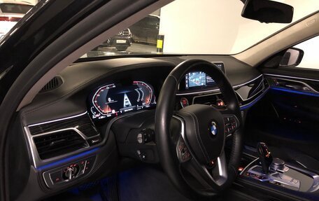 BMW 7 серия, 2022 год, 9 980 000 рублей, 38 фотография