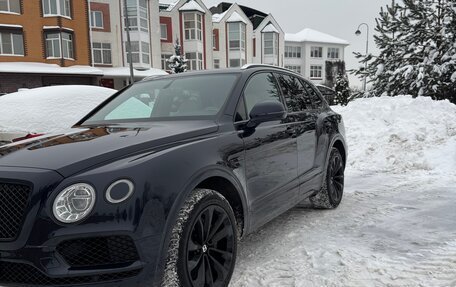 Bentley Bentayga I, 2018 год, 10 500 000 рублей, 4 фотография