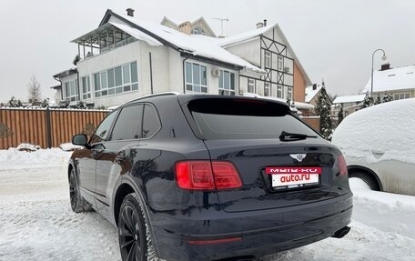 Bentley Bentayga I, 2018 год, 10 500 000 рублей, 3 фотография