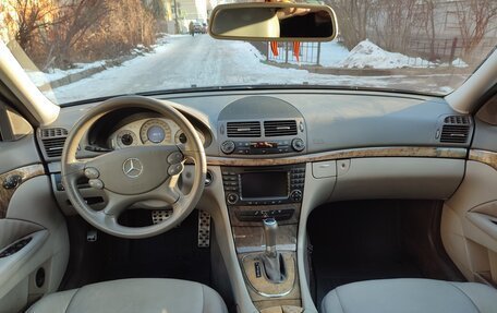 Mercedes-Benz E-Класс, 2007 год, 880 000 рублей, 10 фотография