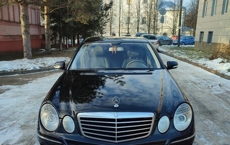 Mercedes-Benz E-Класс, 2007 год, 880 000 рублей, 3 фотография