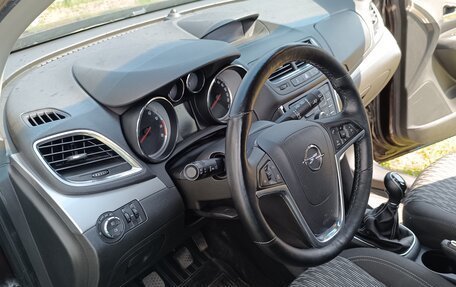 Opel Mokka I, 2013 год, 890 000 рублей, 23 фотография