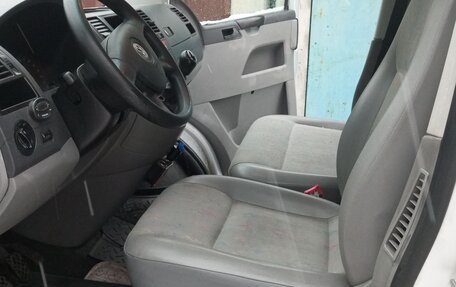 Volkswagen Transporter T5 рестайлинг, 2009 год, 1 200 000 рублей, 6 фотография