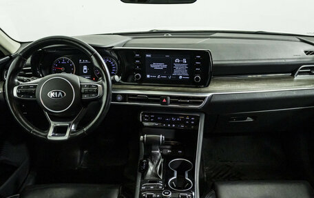 KIA K5, 2021 год, 2 098 000 рублей, 12 фотография