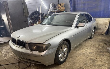 BMW 7 серия, 2001 год, 249 000 рублей, 1 фотография