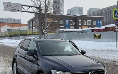 Volkswagen Tiguan II, 2017 год, 2 800 000 рублей, 1 фотография