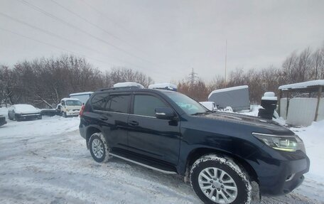 Toyota Land Cruiser Prado 150 рестайлинг 2, 2018 год, 4 150 000 рублей, 3 фотография