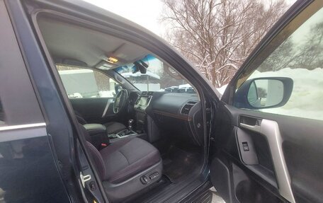 Toyota Land Cruiser Prado 150 рестайлинг 2, 2018 год, 4 150 000 рублей, 10 фотография