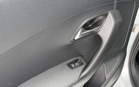 Volkswagen Polo VI (EU Market), 2015 год, 885 000 рублей, 13 фотография