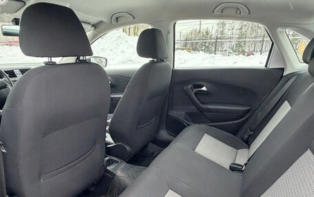 Volkswagen Polo VI (EU Market), 2015 год, 885 000 рублей, 11 фотография