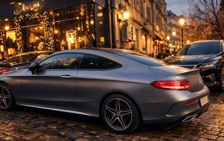 Mercedes-Benz C-Класс, 2018 год, 1 980 000 рублей, 6 фотография