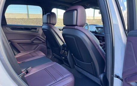 Porsche Cayenne III, 2025 год, 18 600 000 рублей, 14 фотография