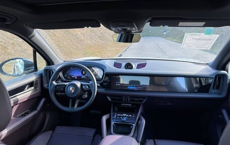 Porsche Cayenne III, 2025 год, 18 600 000 рублей, 20 фотография