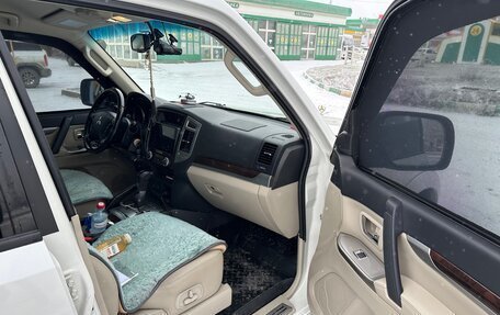 Mitsubishi Pajero IV, 2020 год, 4 200 000 рублей, 13 фотография