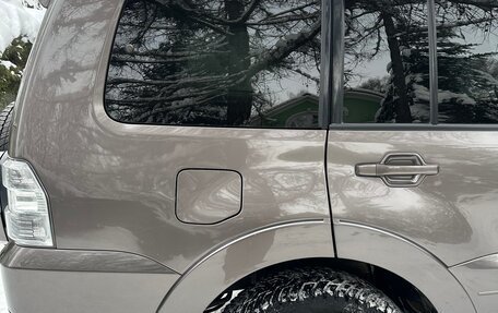 Mitsubishi Pajero IV, 2014 год, 2 900 000 рублей, 7 фотография