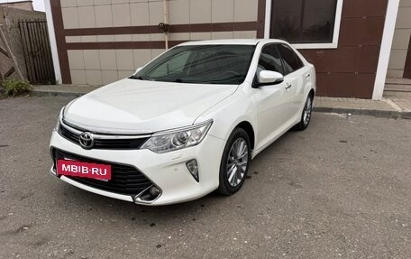 Toyota Camry, 2016 год, 2 030 000 рублей, 2 фотография