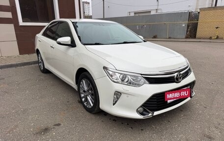 Toyota Camry, 2016 год, 2 030 000 рублей, 3 фотография