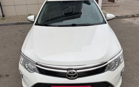 Toyota Camry, 2016 год, 2 030 000 рублей, 4 фотография