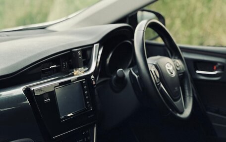 Toyota Auris II, 2016 год, 1 350 000 рублей, 7 фотография