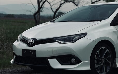 Toyota Auris II, 2016 год, 1 350 000 рублей, 5 фотография