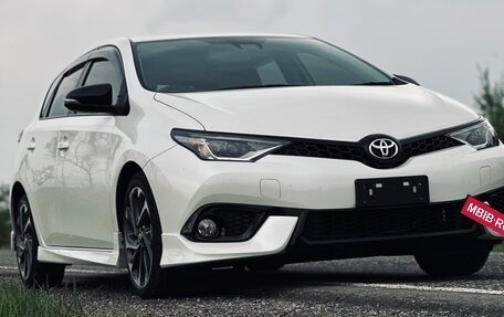Toyota Auris II, 2016 год, 1 350 000 рублей, 3 фотография