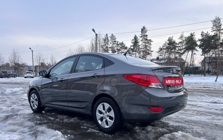 Hyundai Solaris II рестайлинг, 2014 год, 859 000 рублей, 3 фотография