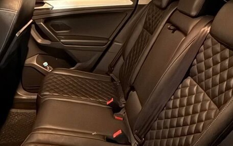 Volkswagen Tiguan II, 2017 год, 2 800 000 рублей, 12 фотография