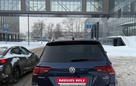 Volkswagen Tiguan II, 2017 год, 2 800 000 рублей, 2 фотография