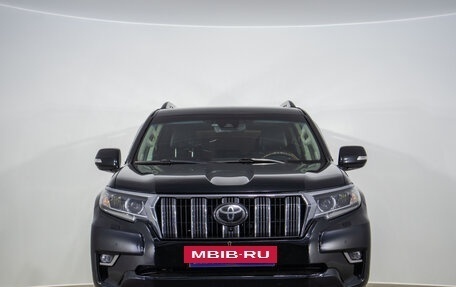 Toyota Land Cruiser Prado 150 рестайлинг 2, 2018 год, 4 199 000 рублей, 2 фотография