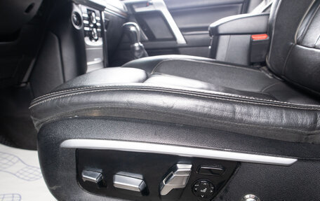 Toyota Land Cruiser Prado 150 рестайлинг 2, 2018 год, 4 199 000 рублей, 19 фотография