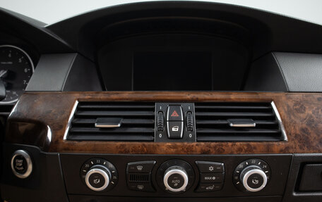 BMW 5 серия, 2007 год, 1 349 000 рублей, 14 фотография