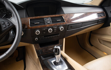 BMW 5 серия, 2007 год, 1 349 000 рублей, 13 фотография