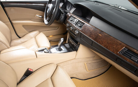 BMW 5 серия, 2007 год, 1 349 000 рублей, 18 фотография