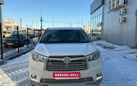 Toyota Highlander III, 2015 год, 3 200 000 рублей, 3 фотография