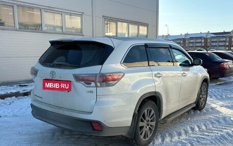Toyota Highlander III, 2015 год, 3 200 000 рублей, 6 фотография